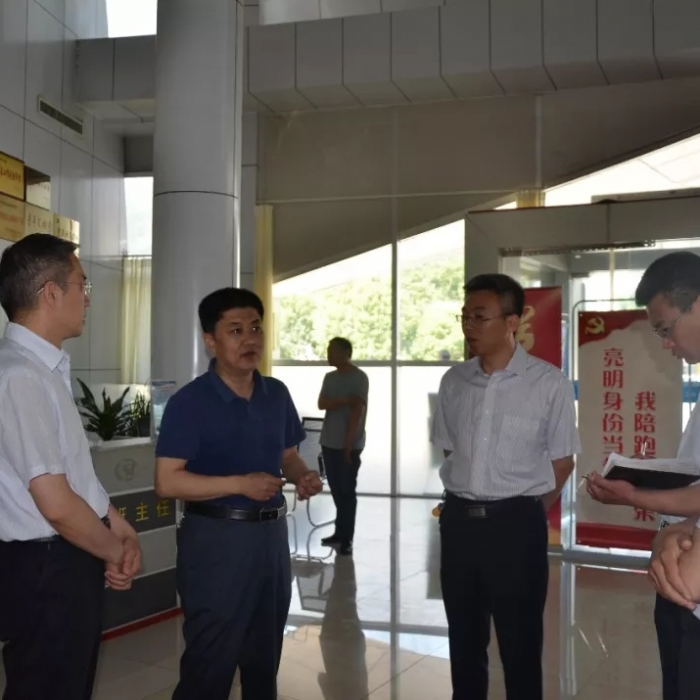汶上縣人民政府 工作動(dòng)態(tài) 王洪正到縣人社局調(diào)研“放管服”改革和營(yíng)商環(huán)境評(píng)價(jià)工作